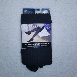 Women's patterned tights New in package